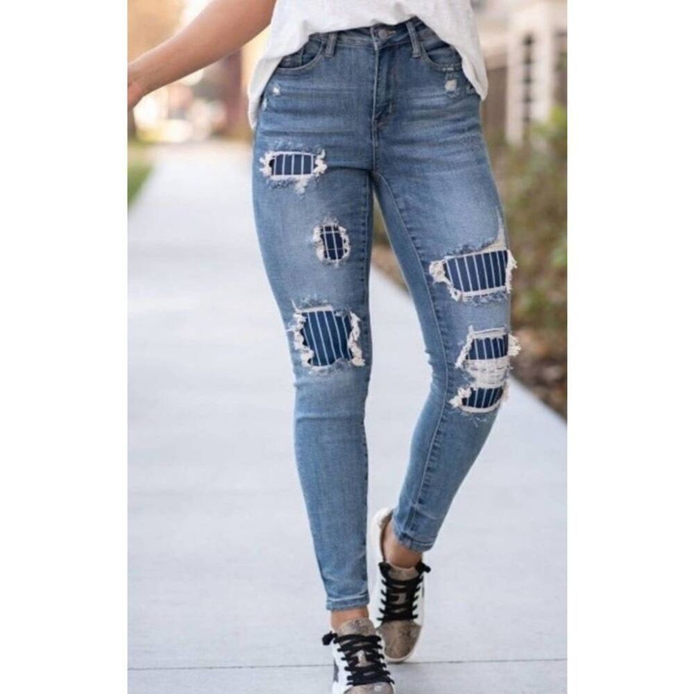 Judy Blue - Pin Stripe High Rise Skinny Jeans sz 3/26